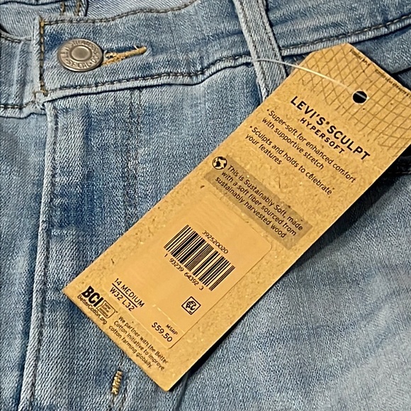 NWT Levi’s Jeans - Picture 5 of 5